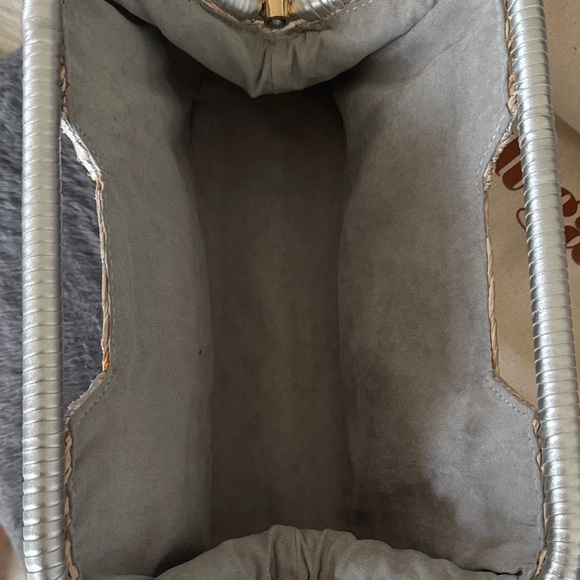 Cult Gaia Aurora Large Clutch - Picture 4 of 4